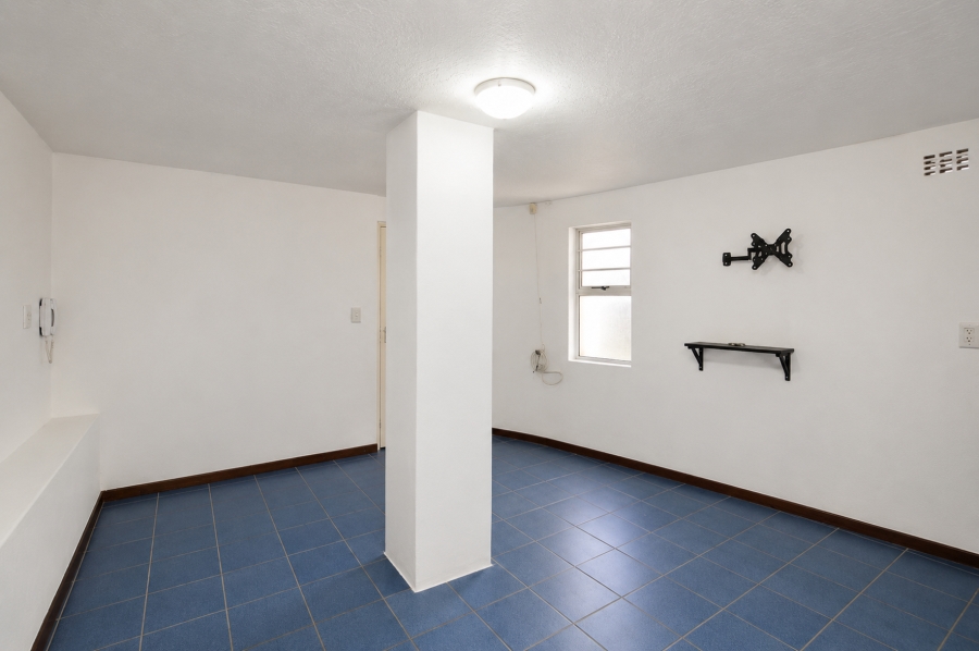 4 Bedroom Property for Sale in Yzerfontein Western Cape